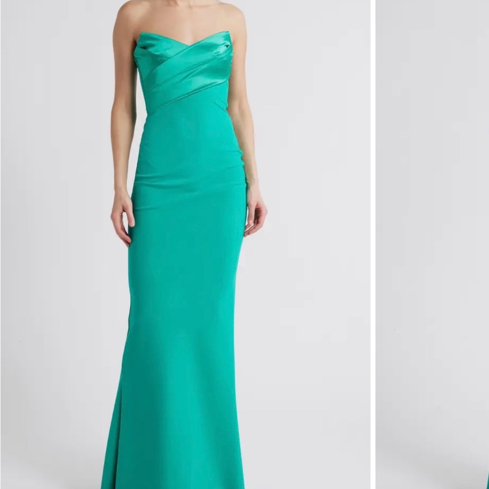 Chiara Boni Strapless Emerald Dress